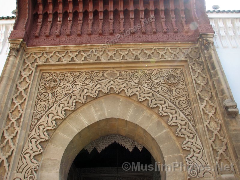 Details of the entrance to the Sunna Mosque